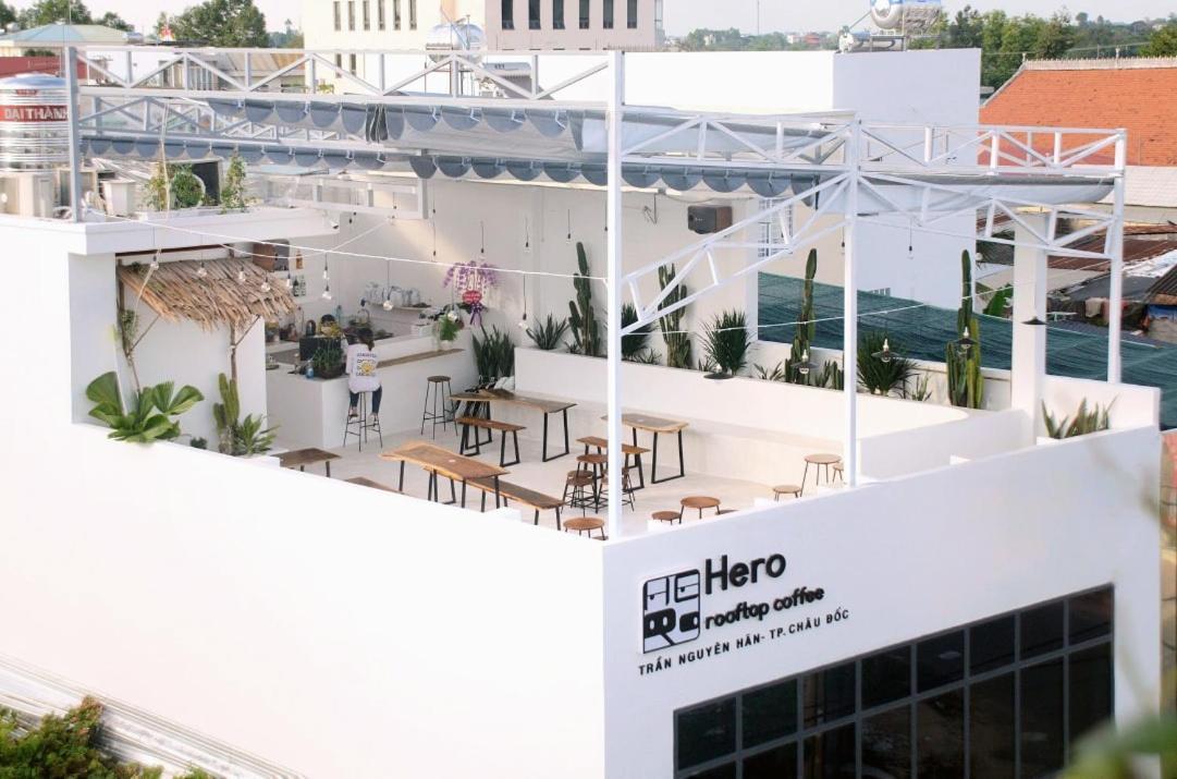 Hero Hostel & Billiards Chau Doc Dış mekan fotoğraf